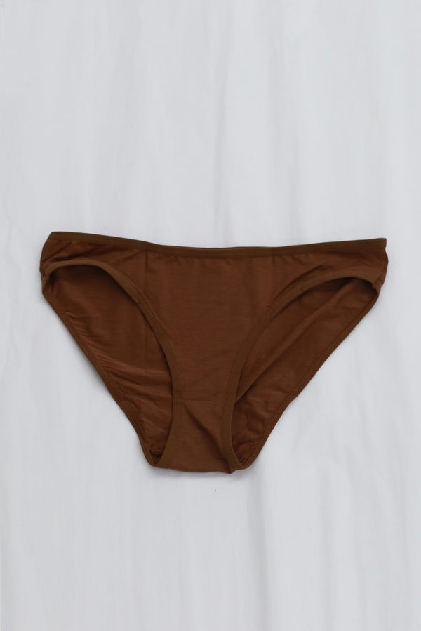 BASERANGE Flared Shorts UNBE Collection France Portugal BAS-UNBE-BL-000-OCULAR
